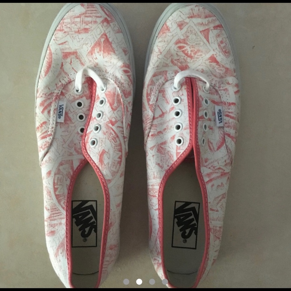 Rare ‘Georgia Peach’ Vans - Picture 2 of 4